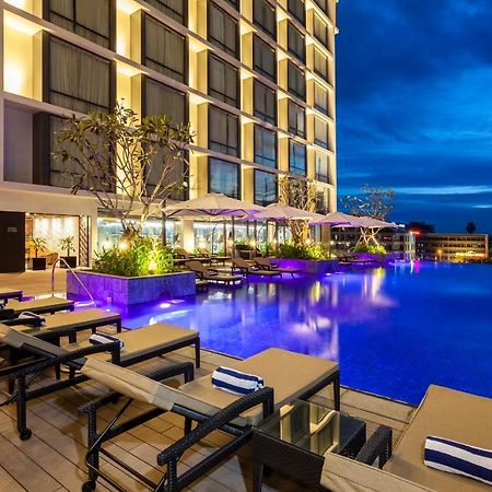 Crowne Plaza Vientiane By Ihg Hotel Exterior photo