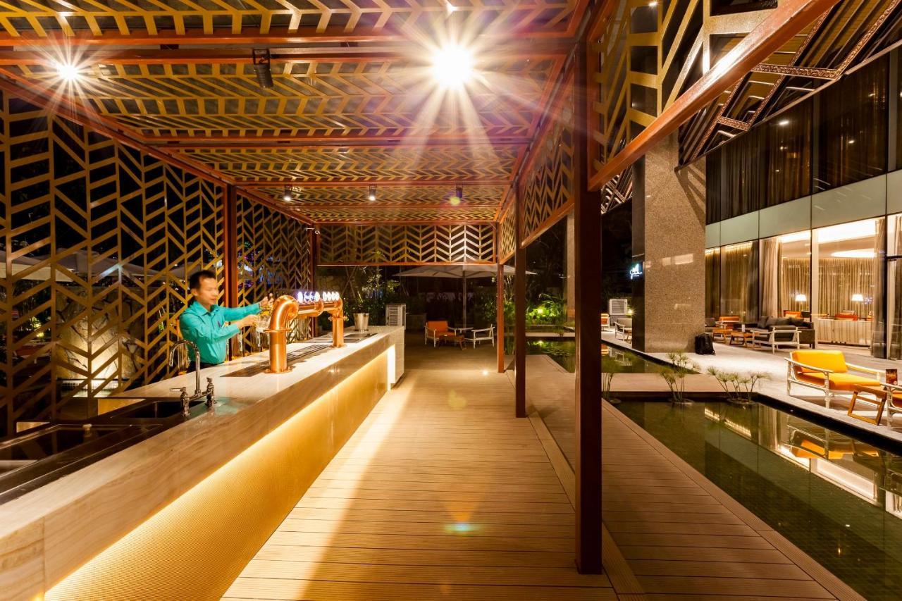 Crowne Plaza Vientiane By Ihg Hotel Exterior photo