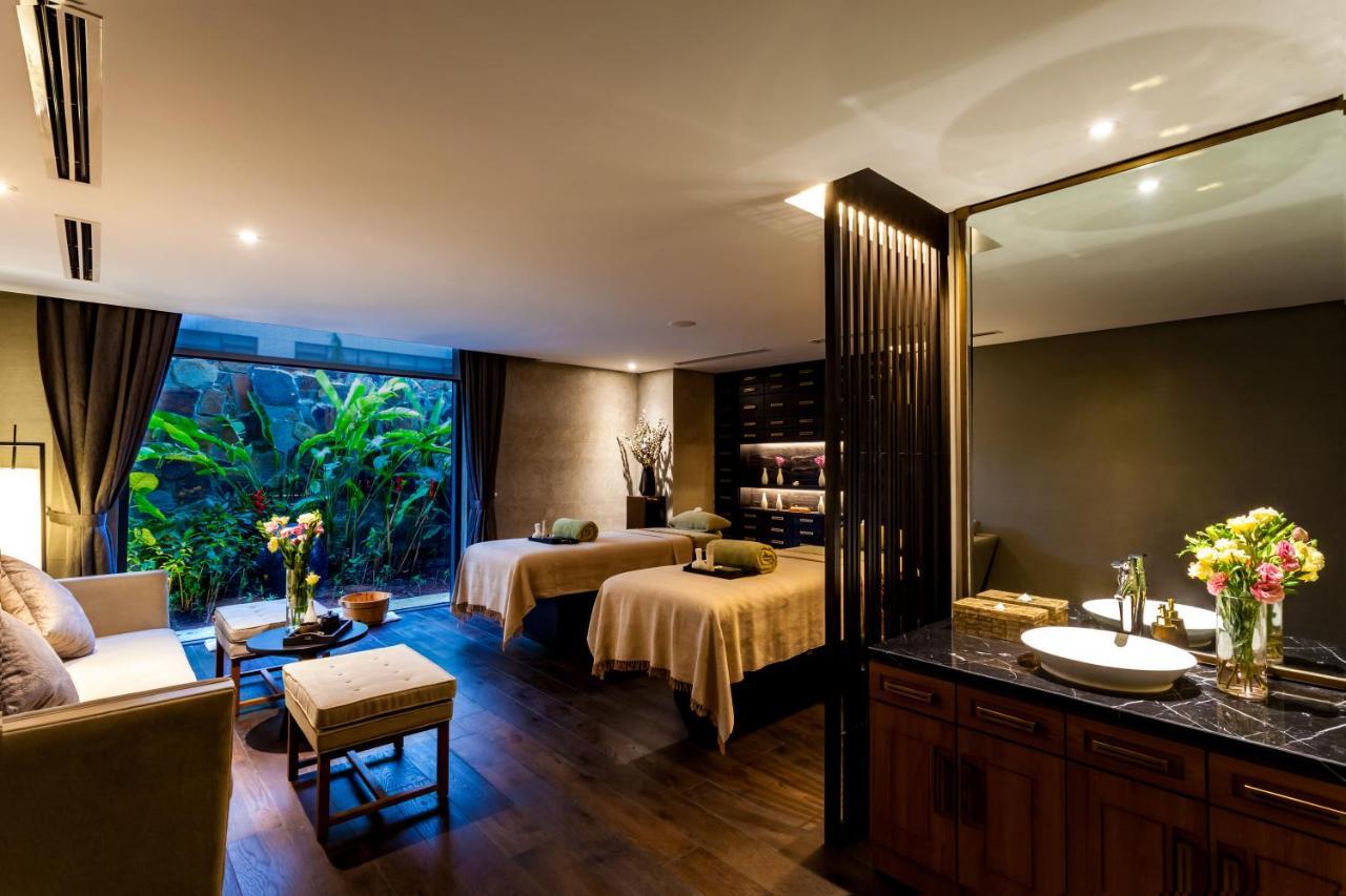 Crowne Plaza Vientiane By Ihg Hotel Exterior photo