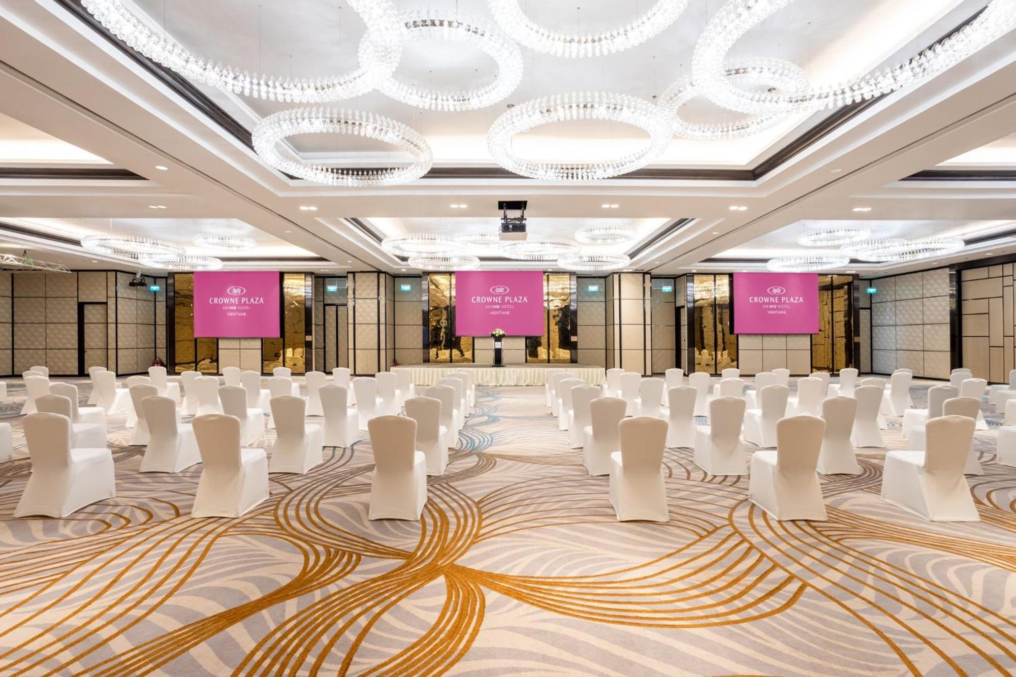Crowne Plaza Vientiane By Ihg Hotel Exterior photo